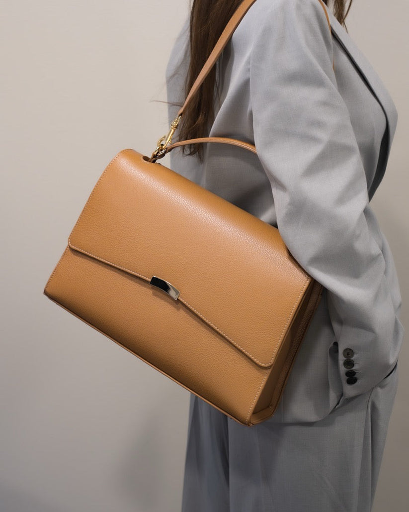 Brifecase Tan
